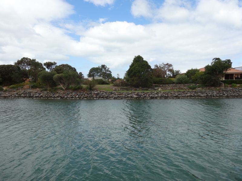 60 Lakeside Circuit, Encounter Bay SA 5211