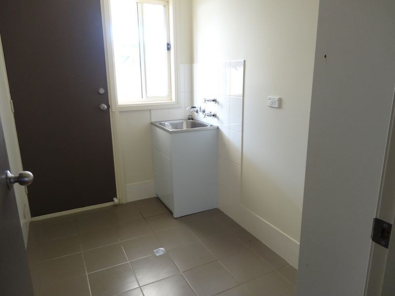 2 Acraman Street, Victor Harbor SA 5211