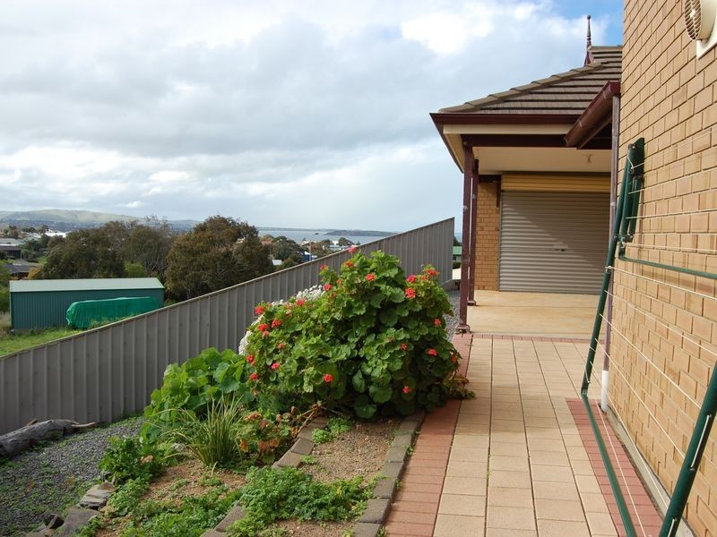 2/33 Rosemary Court, Encounter Bay SA 5211