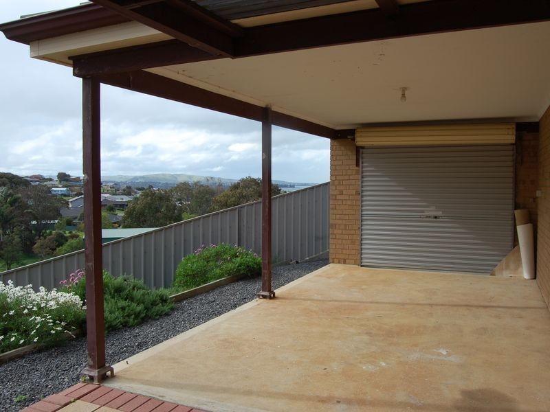 2/33 Rosemary Court, Encounter Bay SA 5211