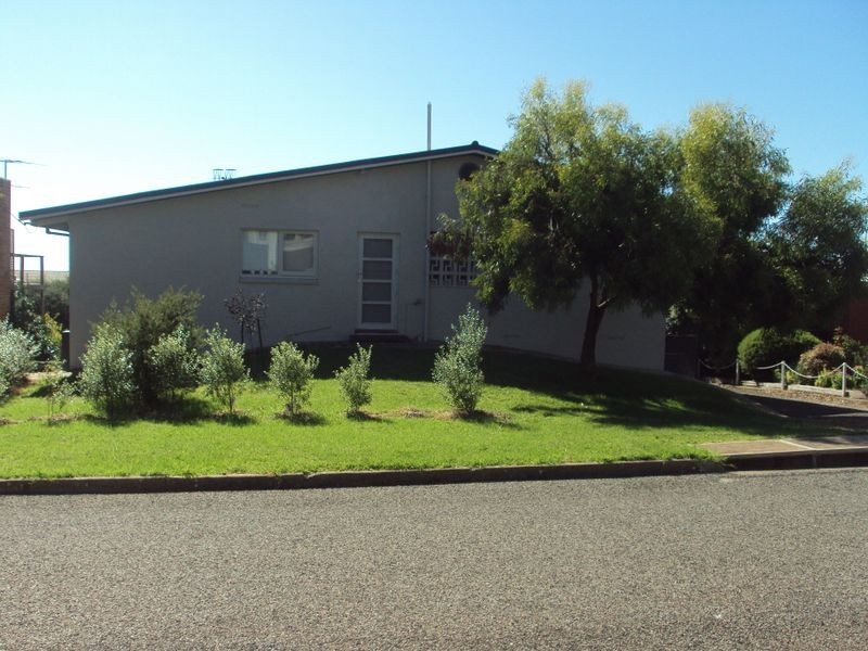 16 Viking Street, Encounter Bay SA 5211