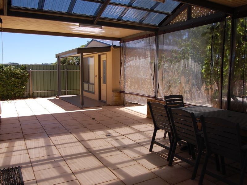 135 Coromandel Drive, Mccracken SA 5211