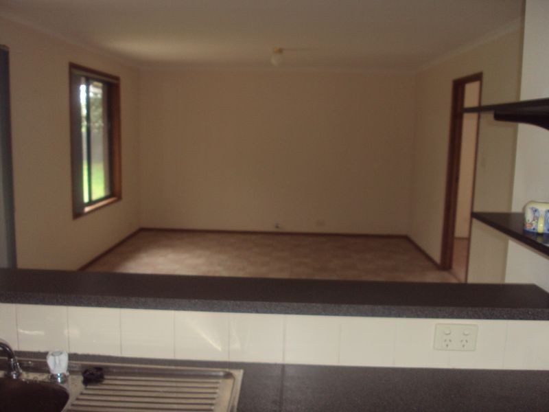 14 Bond Avenue, Victor Harbor SA 5211