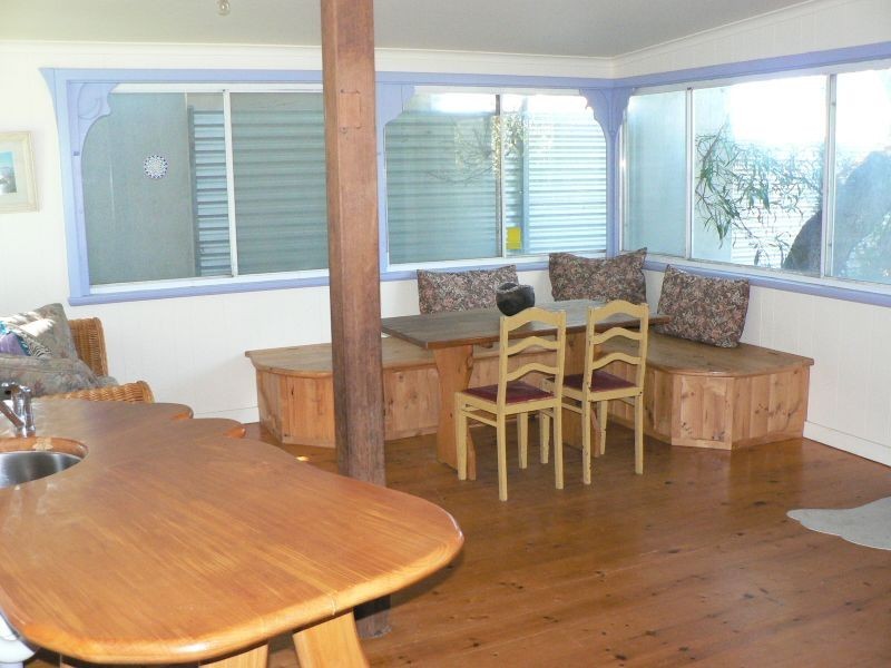 6 Wood Street, Encounter Bay SA 5211