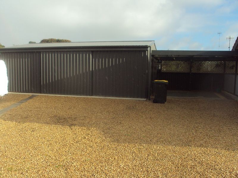 10 Lamont Road, Mccracken SA 5211