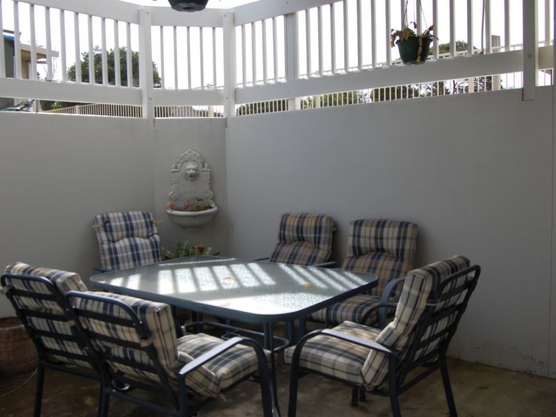 9 Franklin Pde, Encounter Bay SA 5211