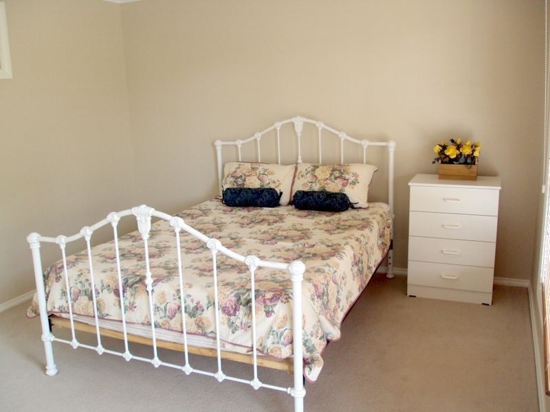 6A Tudor Avenue, Victor Harbor SA 5211