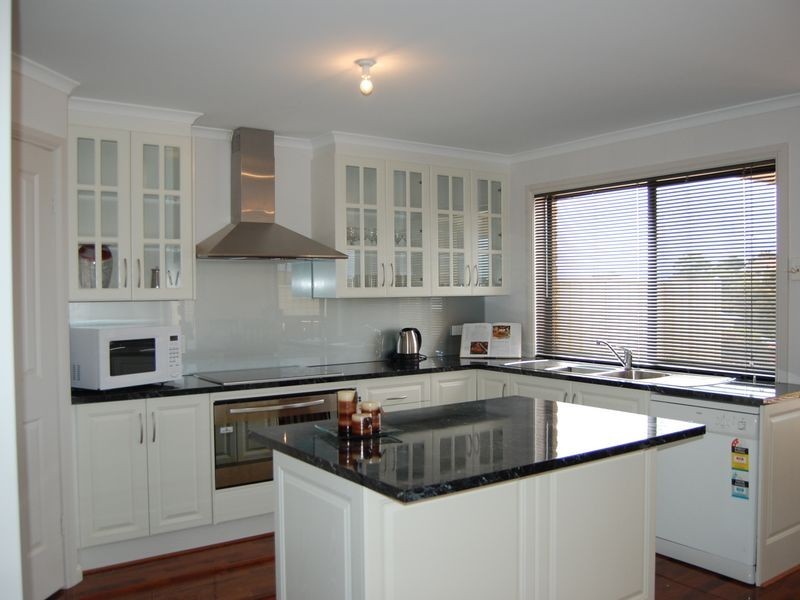 6 Fluke Crt, Encounter Bay SA 5211