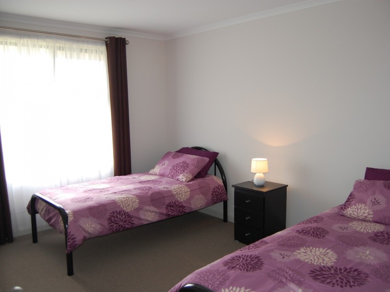 6 Fluke Crt, Encounter Bay SA 5211