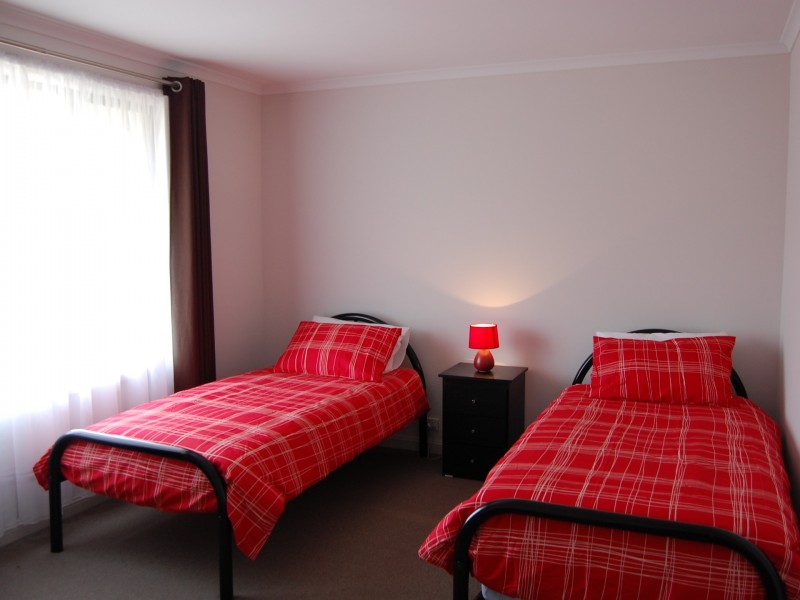 6 Fluke Crt, Encounter Bay SA 5211
