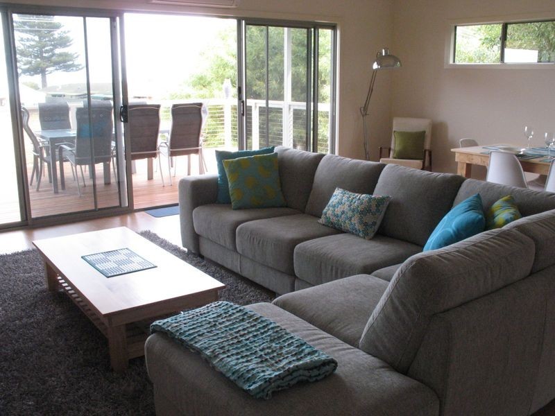 5B Giles Street, Encounter Bay SA 5211