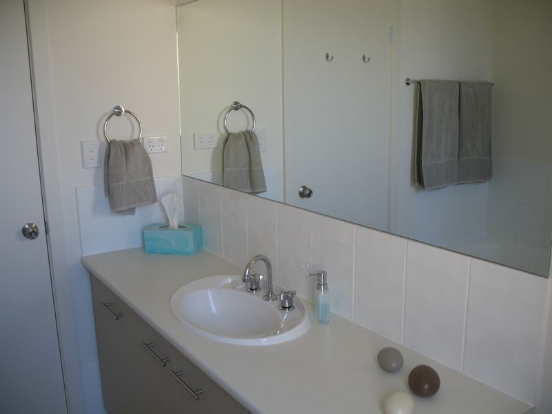 5B Giles Street, Encounter Bay SA 5211