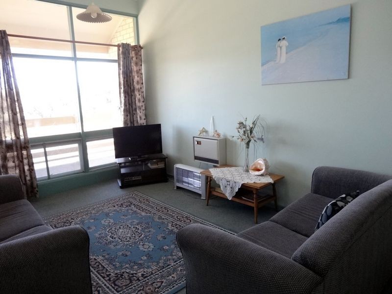 3/30 Esplanade, Victor Harbor SA 5211