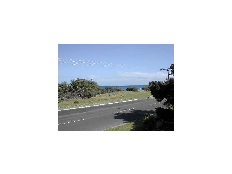 3/30 Esplanade, Victor Harbor SA 5211