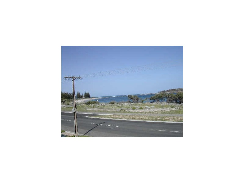 3/30 Esplanade, Victor Harbor SA 5211