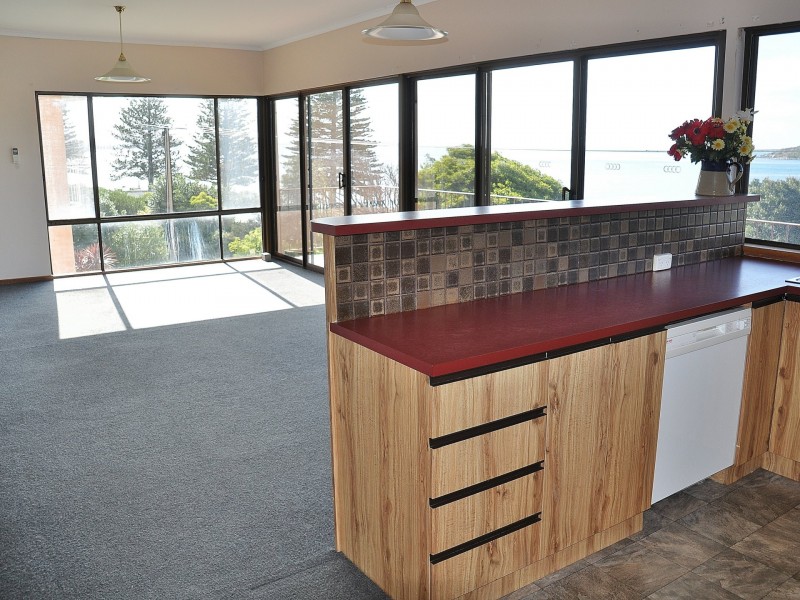 13 Hart Avenue, Encounter Bay SA 5211
