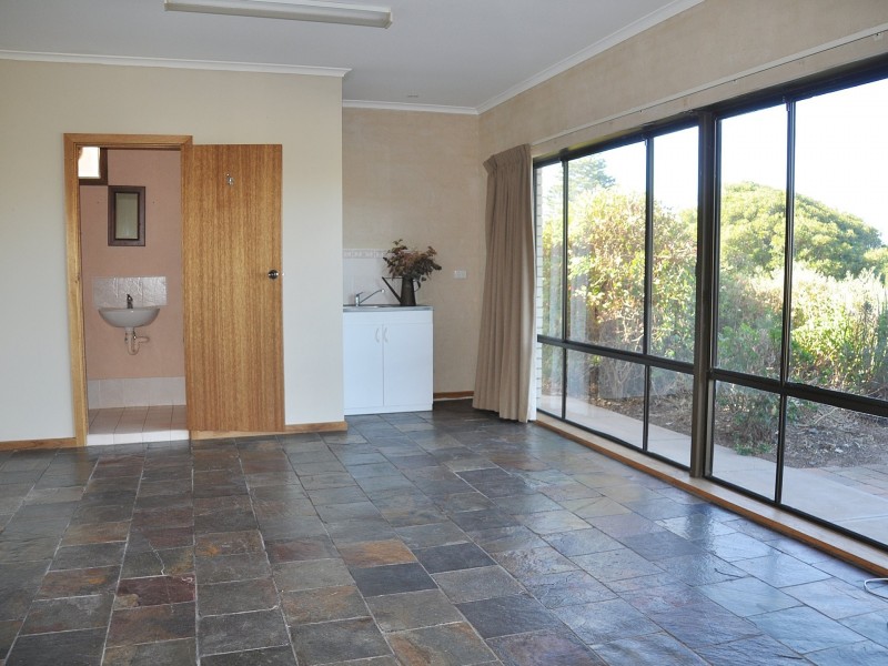 13 Hart Avenue, Encounter Bay SA 5211