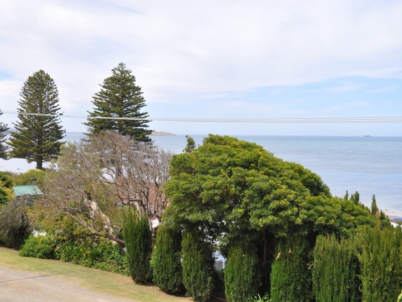 13 Hart Avenue, Encounter Bay SA 5211