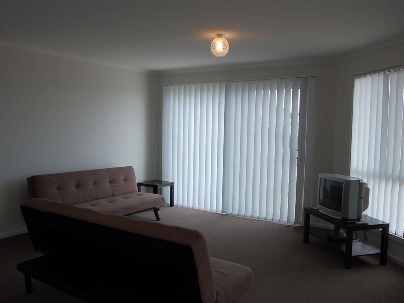 2 Davies Street, Encounter Bay SA 5211