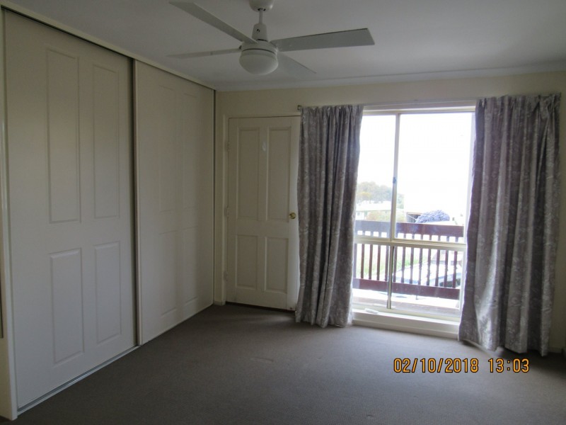 2/33 Rosemary Court, Encounter Bay SA 5211