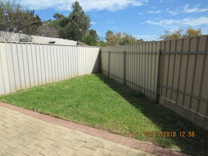 2/33 Rosemary Court, Encounter Bay SA 5211