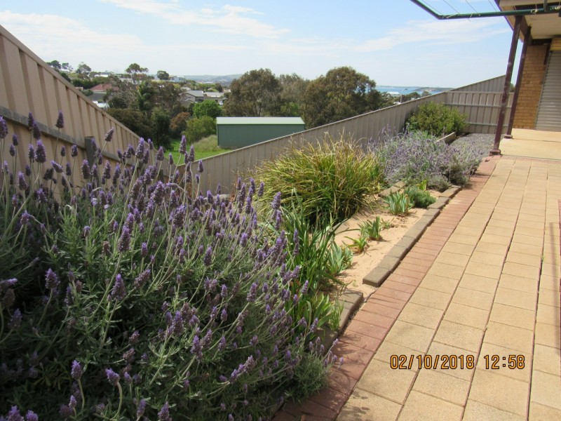 2/33 Rosemary Court, Encounter Bay SA 5211