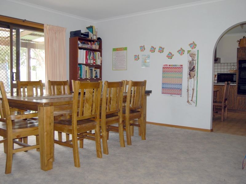 30 Norma Crescent, Encounter Bay SA 5211