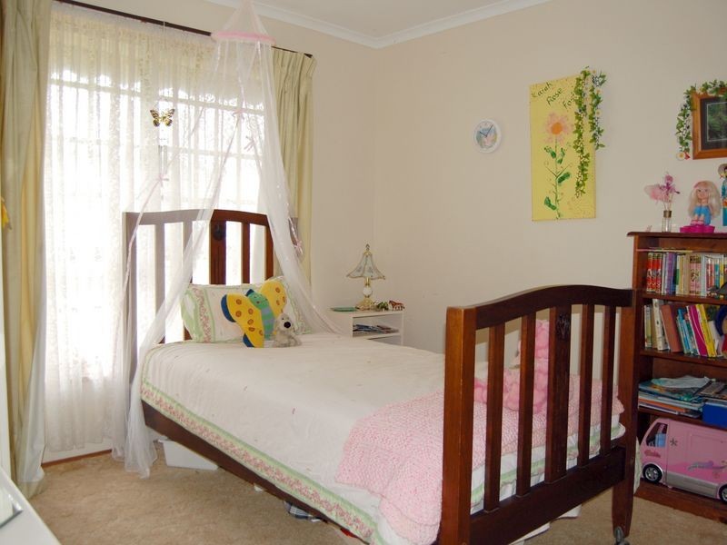 30 Norma Crescent, Encounter Bay SA 5211