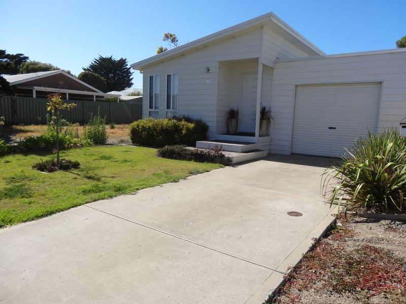 42A Ainslie Roberts Drive, Encounter Bay SA 5211