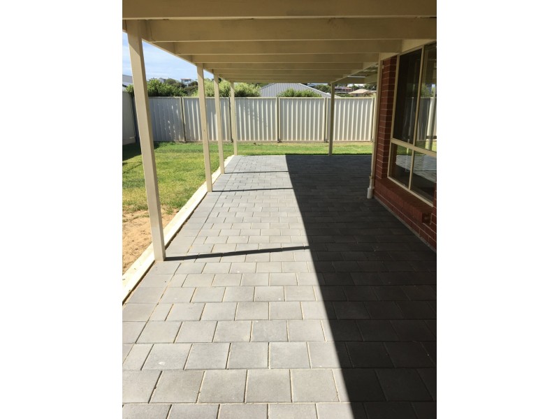 11 Pomery Street, Port Elliot SA 5212