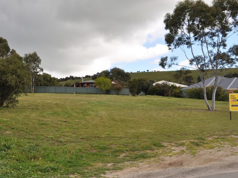 27 Poltong Crescent, Encounter Bay SA 5211