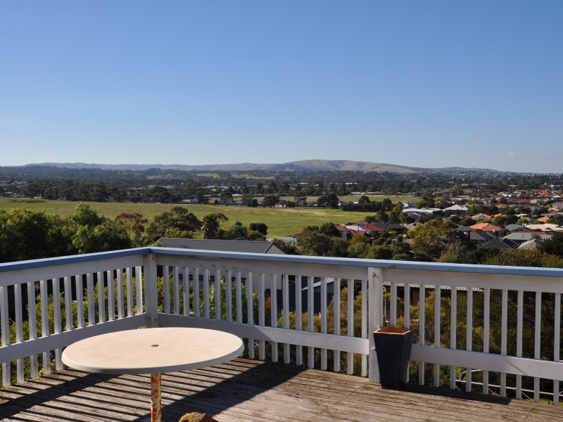30 Clive Avenue, Encounter Bay SA 5211