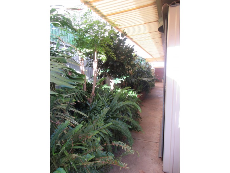 31 The Crescent, Victor Harbor SA 5211
