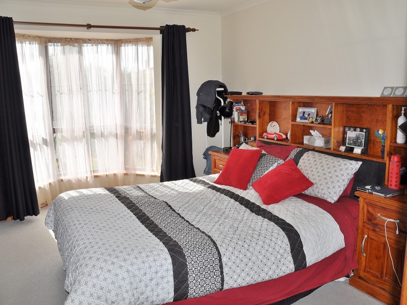 13 Hodge Avenue, Encounter Bay SA 5211