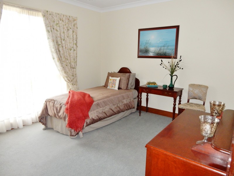 8 Connell Street, Victor Harbor SA 5211