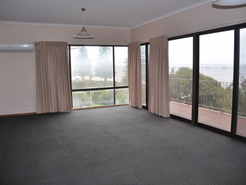 13 Hart Avenue, Encounter Bay SA 5211