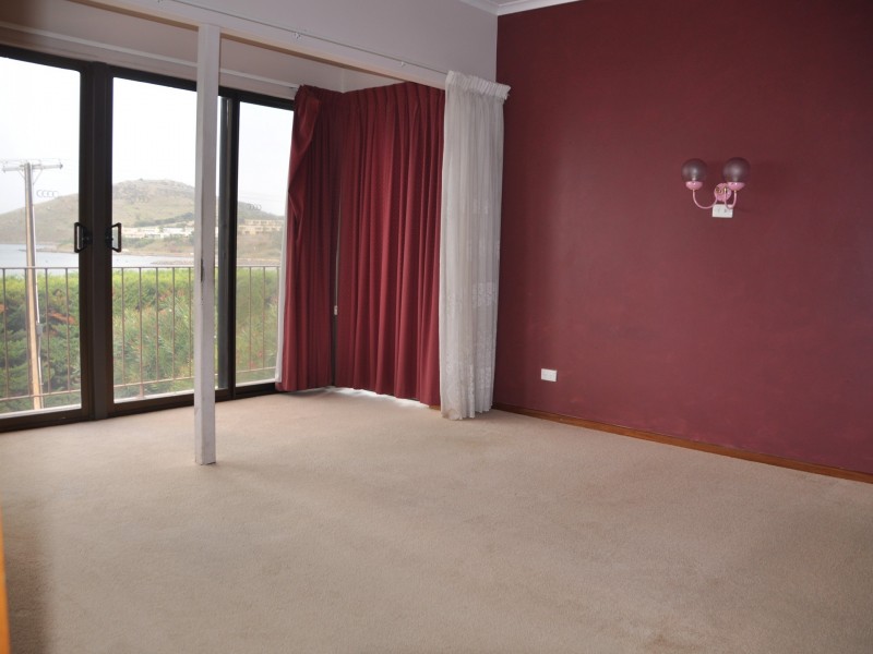13 Hart Avenue, Encounter Bay SA 5211