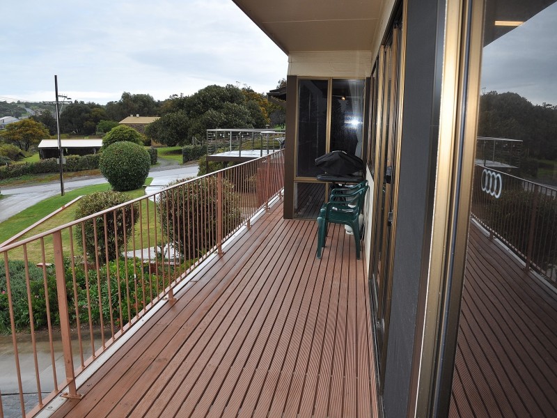13 Hart Avenue, Encounter Bay SA 5211