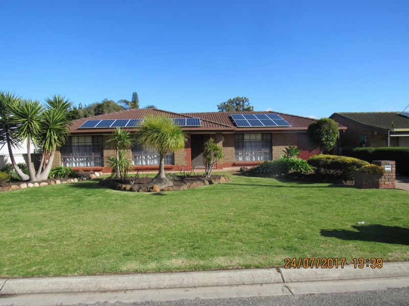 9 Langley Street, Mccracken SA 5211