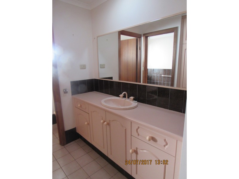 9 Langley Street, Mccracken SA 5211
