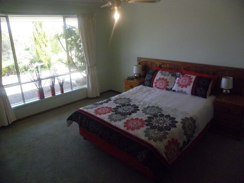 8 Lipizzaner Drive, Victor Harbor SA 5211