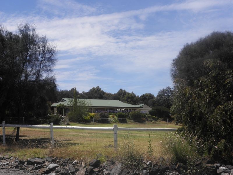 8 Lipizzaner Drive, Victor Harbor SA 5211