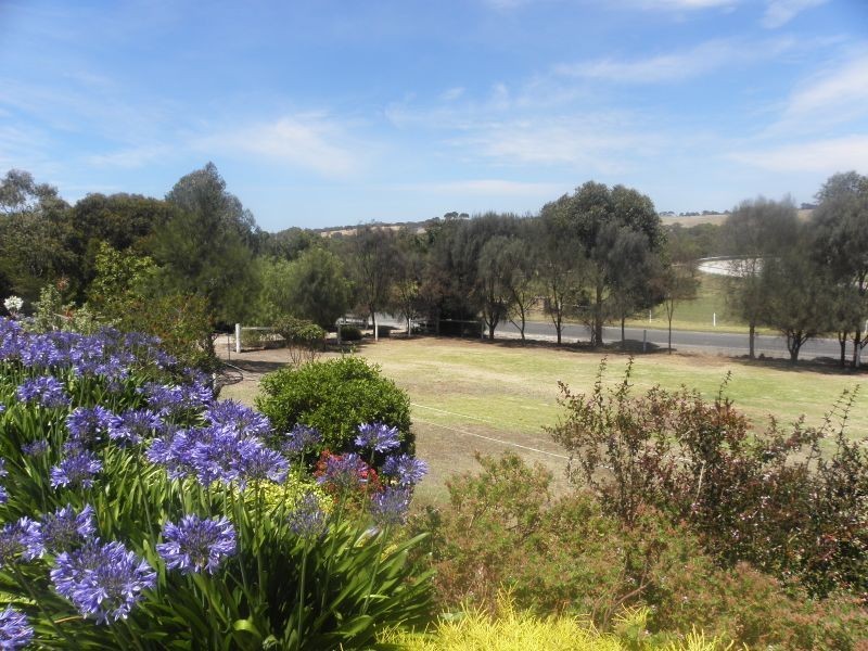 8 Lipizzaner Drive, Victor Harbor SA 5211