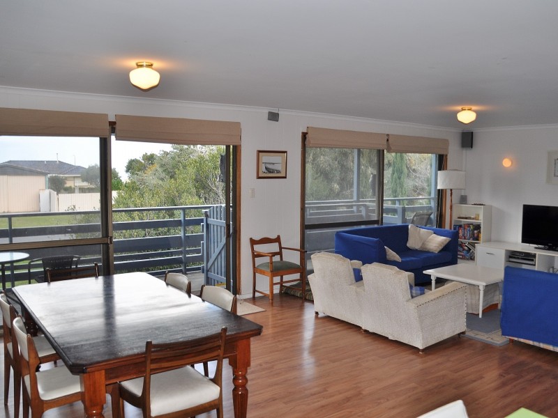 1 Henry Street, Encounter Bay SA 5211