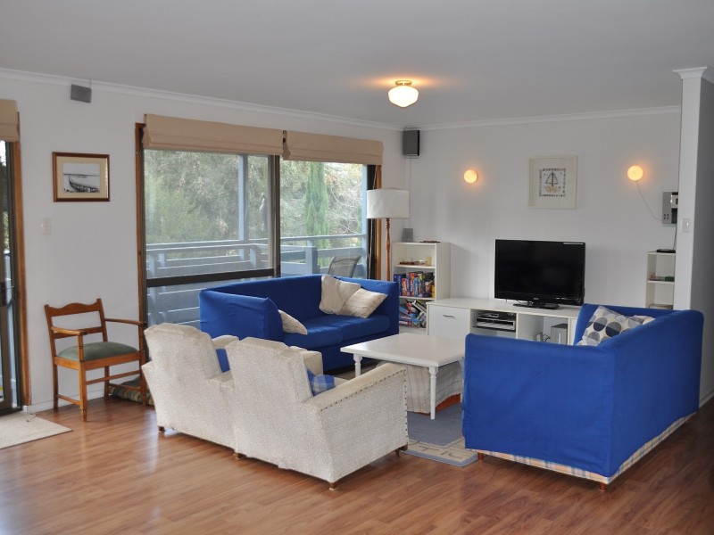 1 Henry Street, Encounter Bay SA 5211