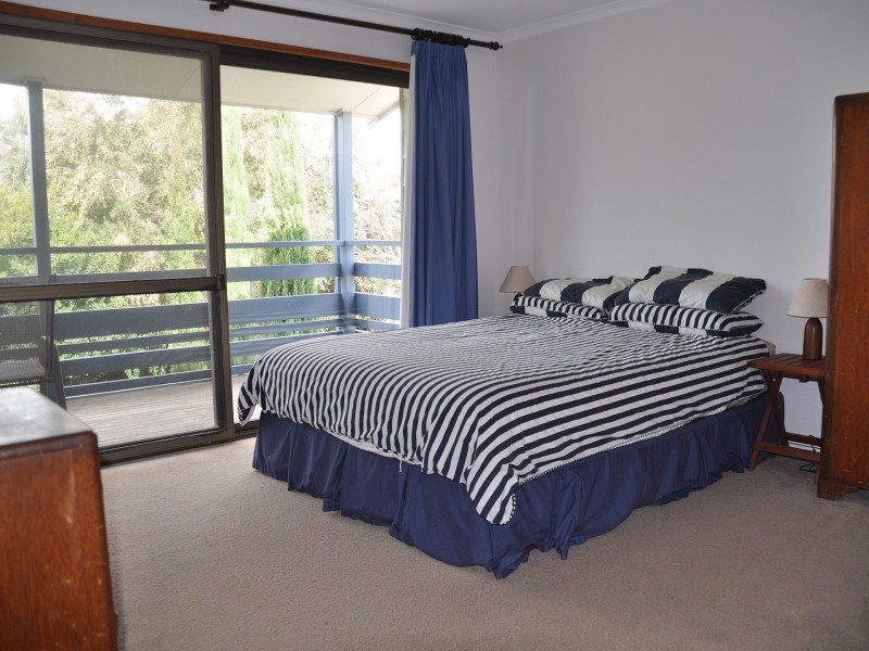 1 Henry Street, Encounter Bay SA 5211