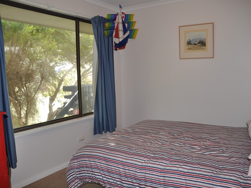 1 Henry Street, Encounter Bay SA 5211