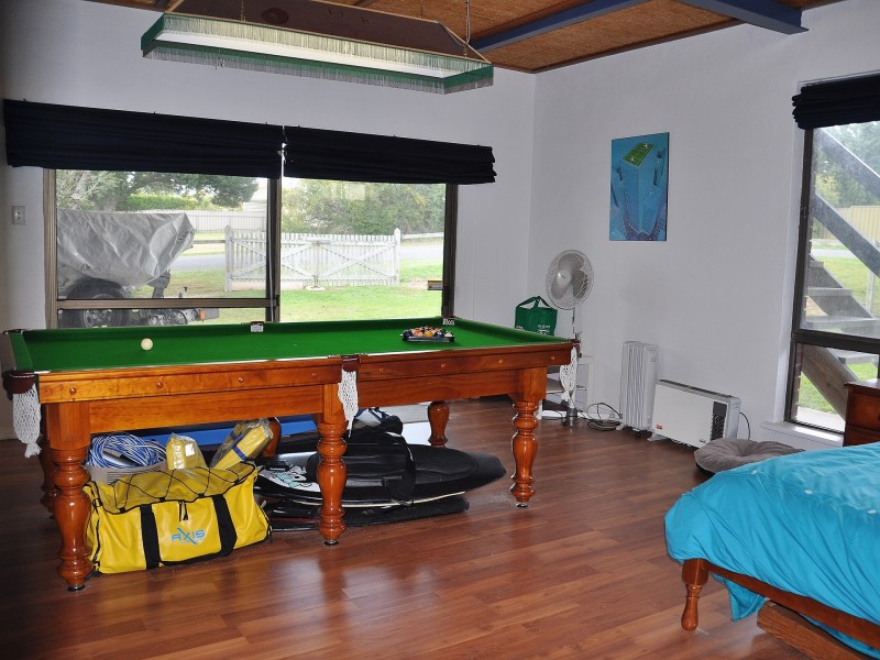 1 Henry Street, Encounter Bay SA 5211