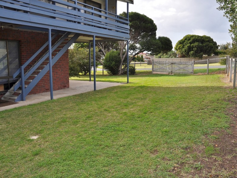 1 Henry Street, Encounter Bay SA 5211