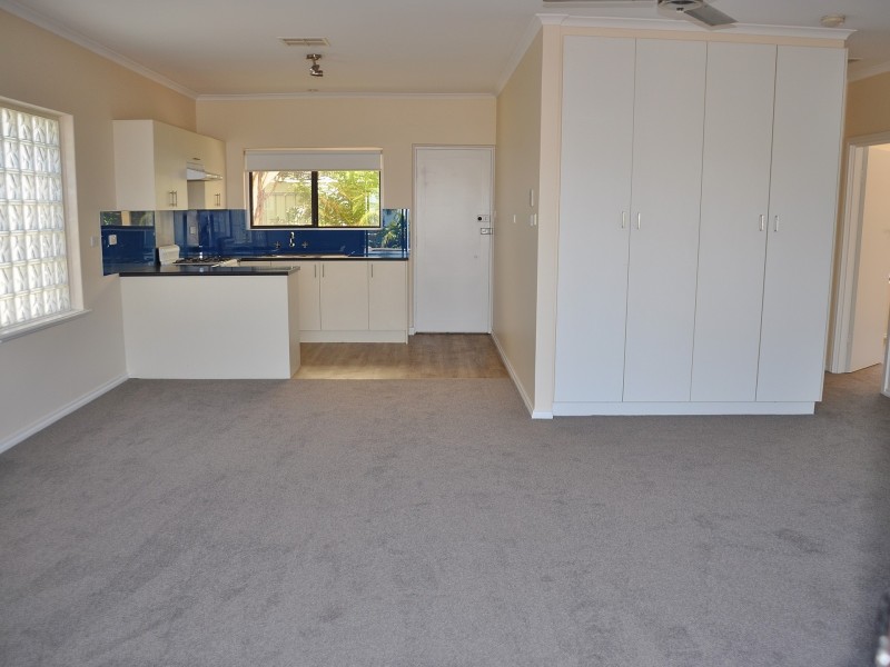 6 James Avenue, Victor Harbor SA 5211